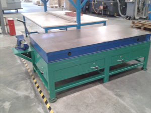 機械制造行業(yè)的配重鐵需求